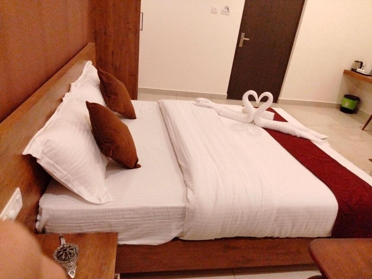 Hillfort Inn スルタン・バザリー エクステリア 写真