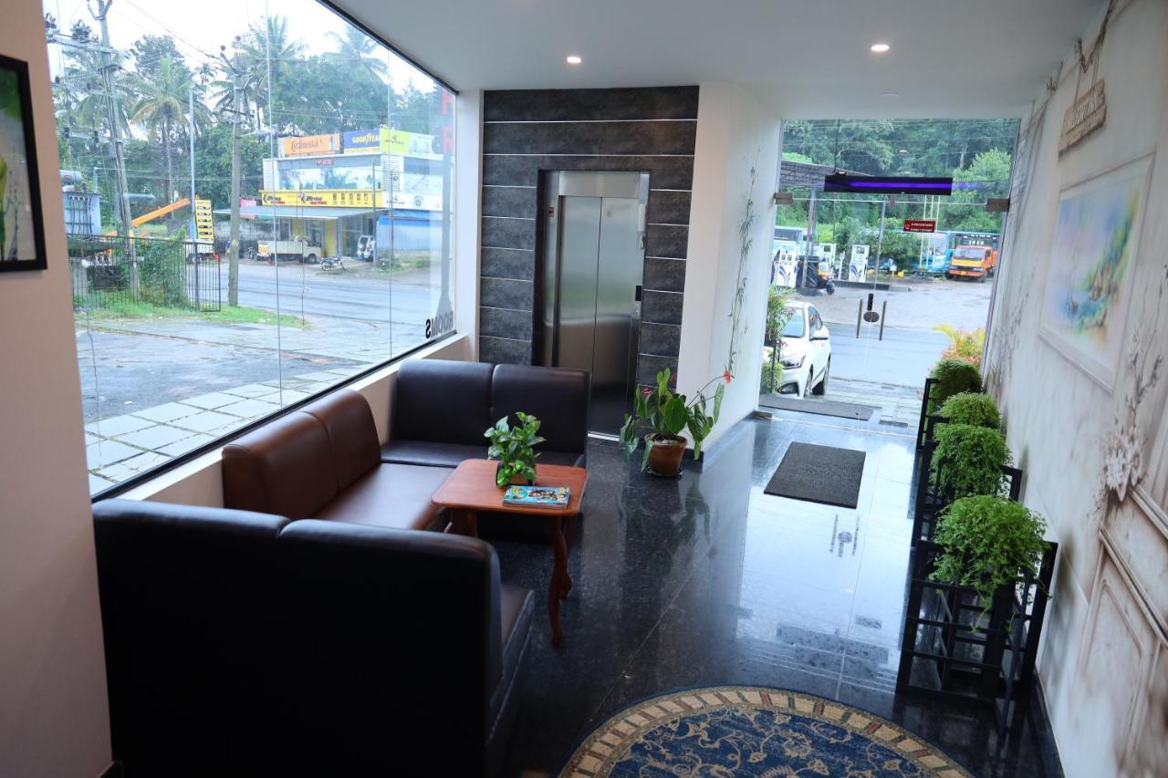 Hillfort Inn スルタン・バザリー エクステリア 写真