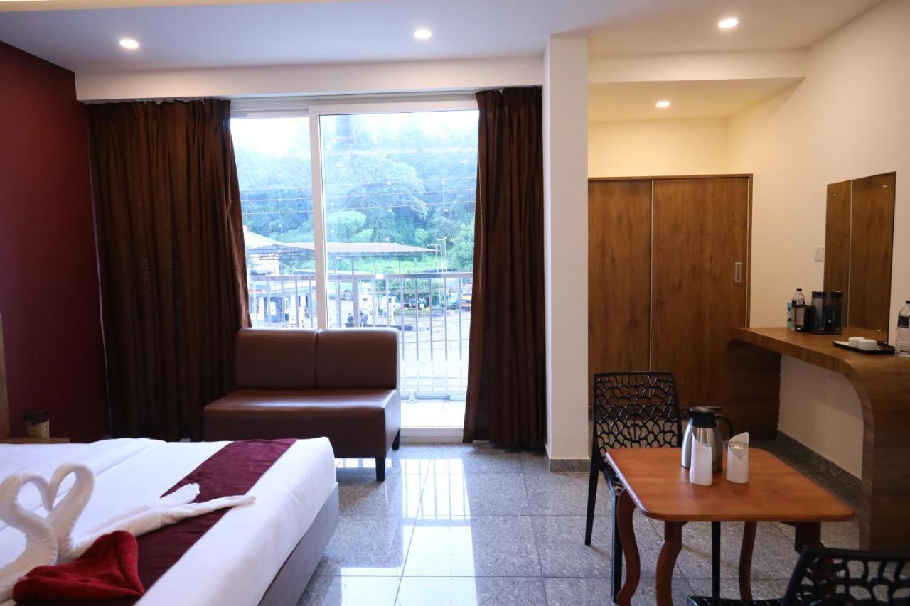 Hillfort Inn スルタン・バザリー エクステリア 写真